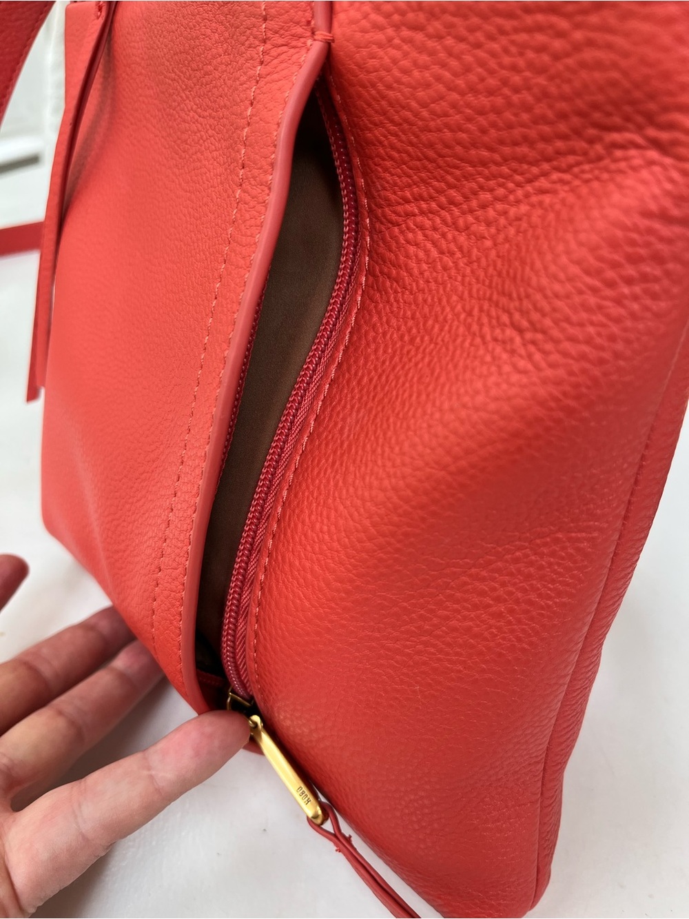 HOBO Coral Orange Pebbled Leather Crossbody Bag NWOT - Picture 13 of 14